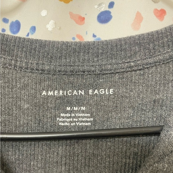 ♻️ American Eagle gray cropped tee size medium - Picture 4 of 6